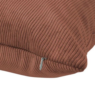 Coussin effet velours GoodHome Carrington 30 x 50 cm marron