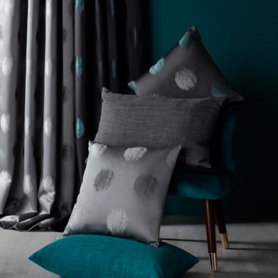 Coussin GoodHome Kolla gris foncé 45 x 45 cm