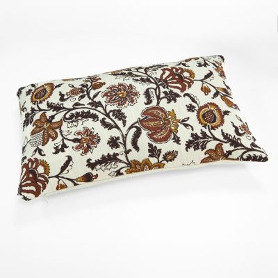 Coussin motif floral Miekki GoodHome rose et blanc l.30 x L.50 cm