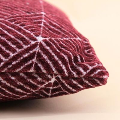 Coussin motifs géométriques bordeaux 40cm