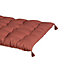 Coussin palette long pompoms Deko & Co rouge brique L.120 x l.60 m