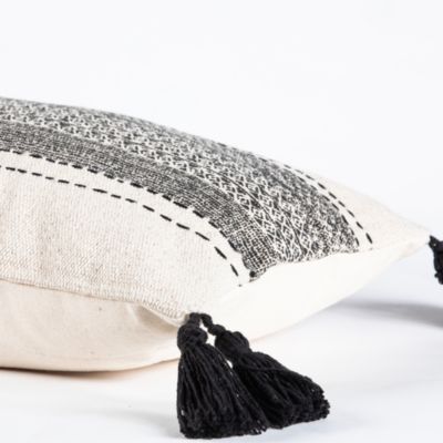 Coussin rectangle imprimé pompons Africa L.50 x l.30cm Deco&co