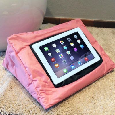 Coussin support pour tablette multifonction rose 38x38
