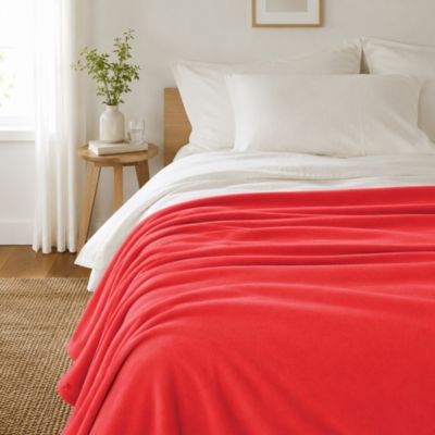 Couverture polaire 180x220 cm Isba Fraise 100% Polyester 320g/m2 non-feu