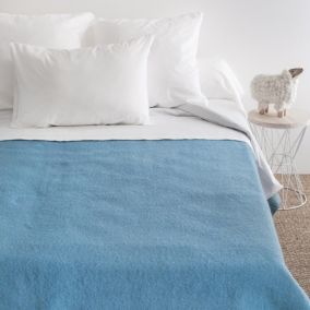 Couverture pure laine vierge Woolmark 500g/m² VOLTA 240x260 cm Bleu Azur