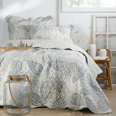 Couvre lit boutis réversible 260x240 avec 2 taies d'oreiller