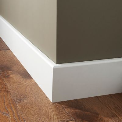 Couvre-plinthe MDF blanche 220 x 13,8 cm (vendue à la pièce), GoodHome Décor 10