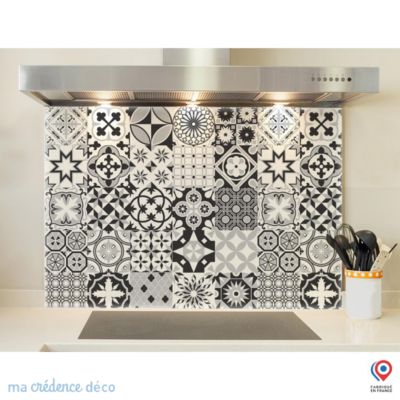 Crédence cuisine fond de hotte carreaux ciment Noir et Blanc - Verre trempé - L 60 cm x H 45 cm - MaCrédenceDéco