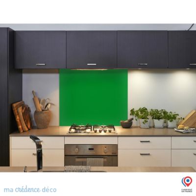 Crédence cuisine fond de hotte Vert pur RAL 6037 - Verre trempé - L 90 cm x H 50 cm - MaCrédenceDéco