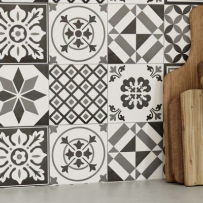 Crédence de cuisine GoodHome carreaux de ciment gris l. 180 cm x H. 60 cm x Ep. 3 mm