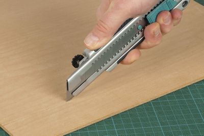 Cutter 25 mm Wolfcraft - lame sécable, guide et blocage