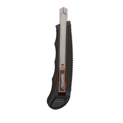 Cutter à chargement automatique Smartool 18 mm