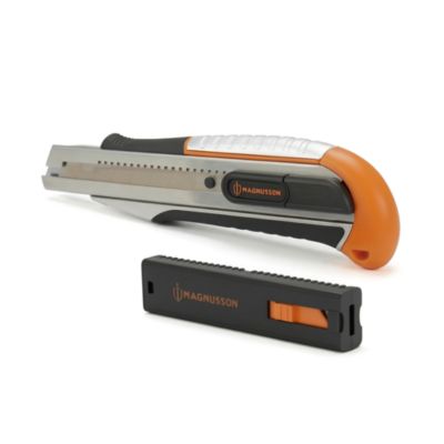 Cutter lame acier 18 mm x 0.5 mm Magnusson