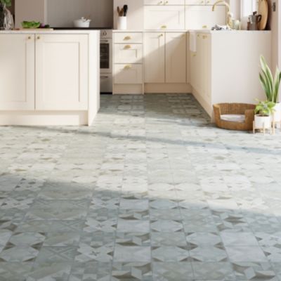 Dalle PVC clipsable Mambo 63x32 cm décor carreaux ciment gris GoodHome (vendue au carton)