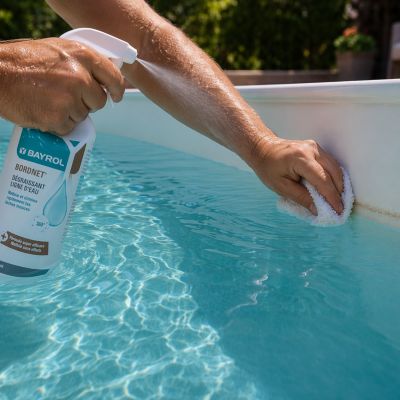 Dégraissant ligne d'eau pour piscine Bordnet Bayrol 0.7 L