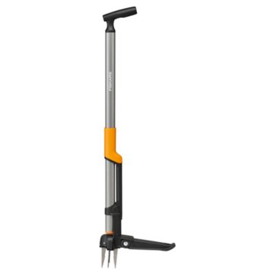 Désherbeur manuel ergonomique Fiskars en acier inoxydable