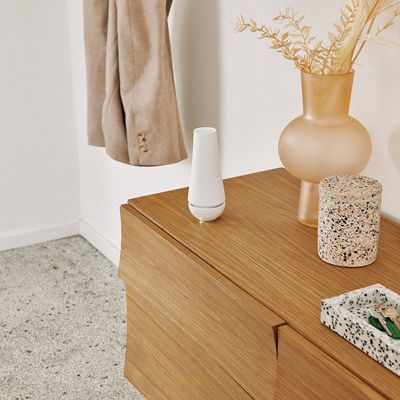 Diffuseur de parfum TINA Soyez apaisé avec TINA. Ce diffuseur de parfum embaume délicatement votre intérieur. Variez les plaisirs