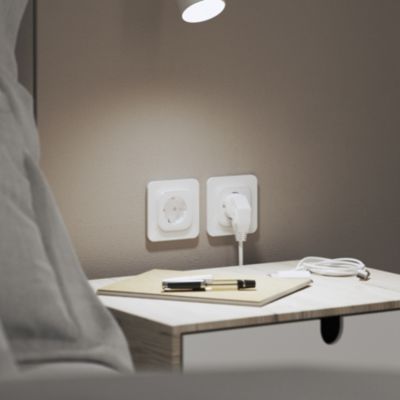Double prise avec terre Jacobsen Kennet blanc complet