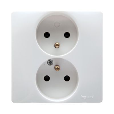 1 PRISE 220 Volts 2 pôles plus terre Mosaic 45 legrand réf 741 11 EUR 5,00 - PicClick FR