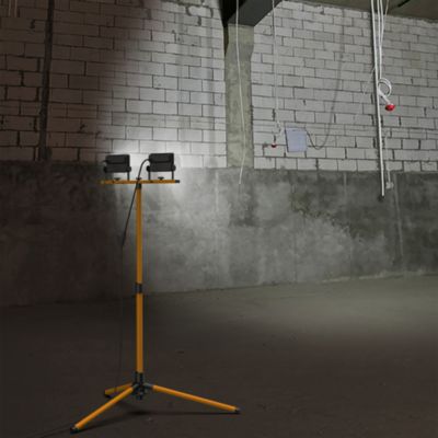 Double projecteurs de travail filaire sur trépied 20W