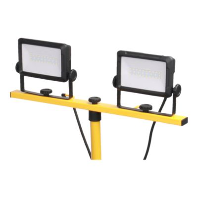 Double projecteurs de travail filaire sur trépied 20W
