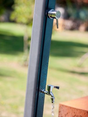 Douche solaire courbée Design Gré 25L noire