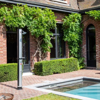 Douche solaire FIDGI noire et argent 35L - HAPPY GARDEN