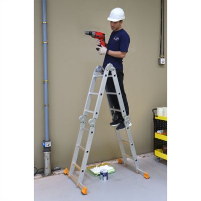 Échelle pliante multiposition 4 éléments Magnusson en aluminium charge maxi 150 kg hauteur maxi 3,17 m
