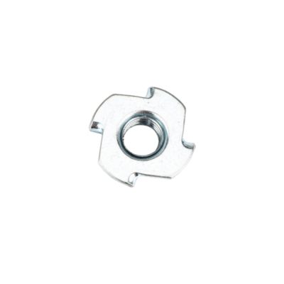 Écrou à frapper en acier 8 x 17 mm M5 Ø.5 mm vendu par 4 pièces