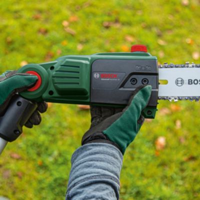 Elagueuse sur perche sans fil sur batterie 18V Bosch UniversalChainPole guide 20 cm (avec batterie et chargeur)