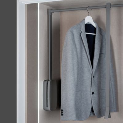 Emuca Penderie rabattable pour armoire Sling, 830 - 1150, Titane   , Acier et Plastique.