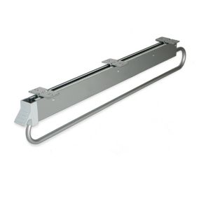 Emuca Porte-vêtements extractible pour armoire grande profondeur Self, 800, Peint en aluminium, Acier et Plastique.