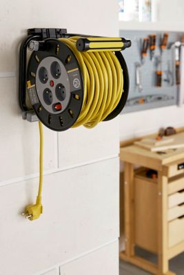 Enrouleur de bricolage Diall HO5VVF 3G1.5mm², 50m