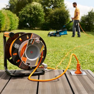 Enrouleur de jardin Diall 22/3M H05VVF 3G1 5mm²