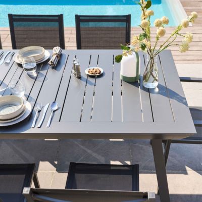 Ensemble table de jardin extensible et 10 chaises en aluminium gris  Oviala