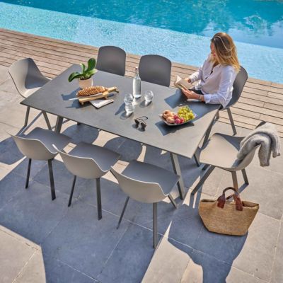 Ensemble table de jardin rectangulaire grise et 8 chaises grises  Oviala