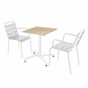 Ensemble table de terrasse stratifié chêne et 2 fauteuils blanc  Oviala