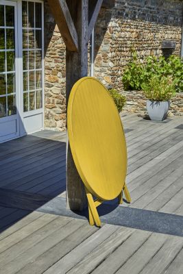 Ensemble table ronde et 4 chaises de jardin Marius aluminium moutarde City Garden
