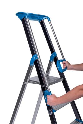 Escabeau Mac Allister 8 marches avec rampes en aluminium