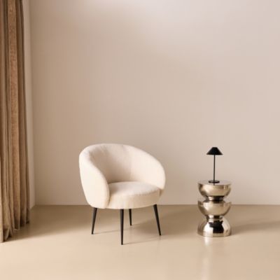Fauteuil cosy rond en bouclette crème. Hima. L 74 x P 72 x H 80.5cm