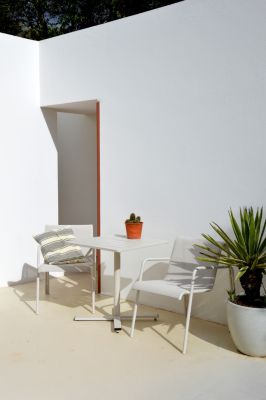 Fauteuil de jardin aluminium et textilène Atlas crème Arcane H.81 cm