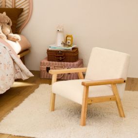 Fauteuil enfant en bois et tissu bouclette blanc. ISAK L 47 x P 43.5 x H 50cm