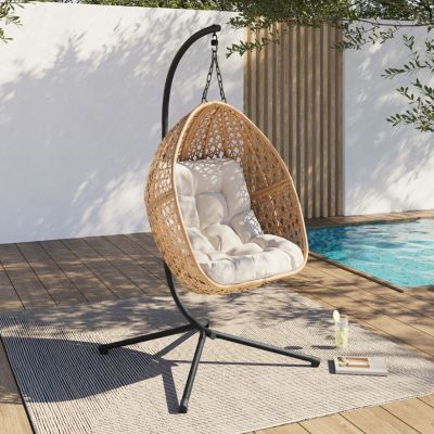 Fauteuil lune suspendu ajouré effet rotin avec coussin écru