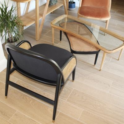 Fauteuil MARCEL  Style scandinave en bois massif, rotin et velours noir, 1 place