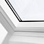 Fenêtre de toit à rotation VELUX Tout Confort Whitefinish - bois peint en blanc L. 55 x H. 98 cm (GGL 2057 CK04)