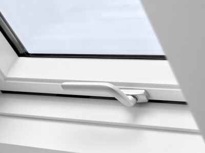 Fenêtre de toit à projection VELUX Confort Everfinish - polyuréthane L. 78 x H. 118 cm (GPU 0076 MK06)