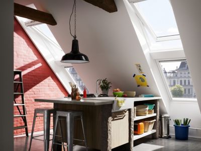 Fenêtre de toit à rotation VELUX Confort Everfinish - polyuréthane L. 114 x H. 140 cm (GGU 0076 SK08)