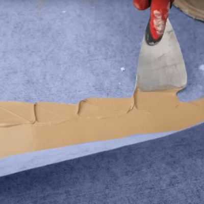 Feuille d'étanchéité Cumifelt pour terrasses (2,5m x 1m) - Empêche les fuites d'eau sur les toitures, balcons couverts...