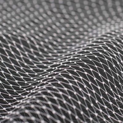 Filet de Protection Anti-Oiseaux 4x5m - Maille 15x15mm en Nylon Résistant