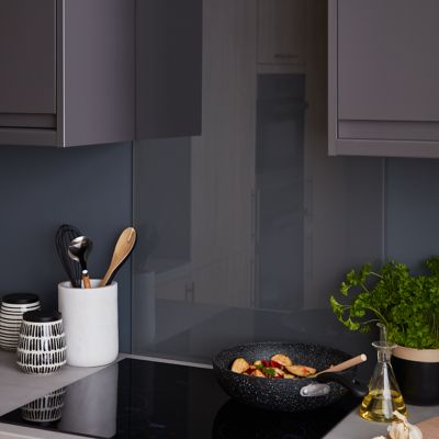 Fond de hotte en verre GoodHome Nashi anthracite l. 60 cm x H. 70 cm x Ép. 5 mm
